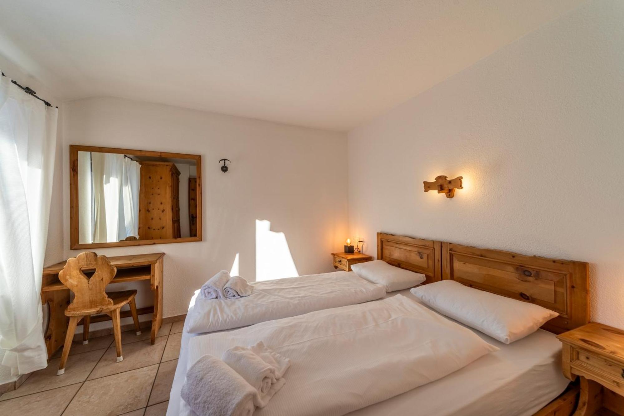 Silva Appartments And Rooms Silvaplana Chambre photo